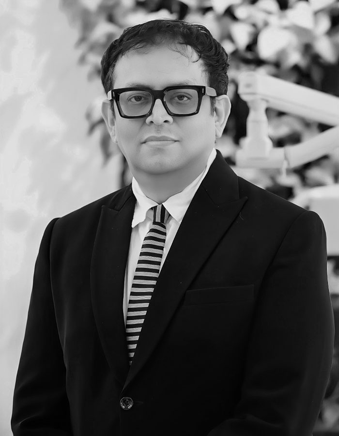 Dr. Ameet S. Dixit — Chief Dental Surgeon at Ark Dental Global, GK-1 New Delhi